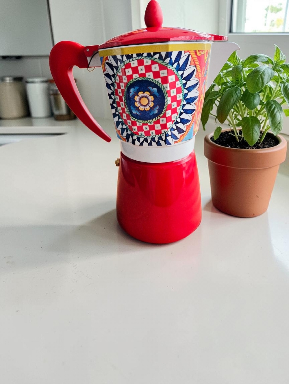 NEW Brandani 9 Cup Espresso Coffee Maker Aluminum Moka Pot Sicilian Pattern Red - Picture 4 of 4